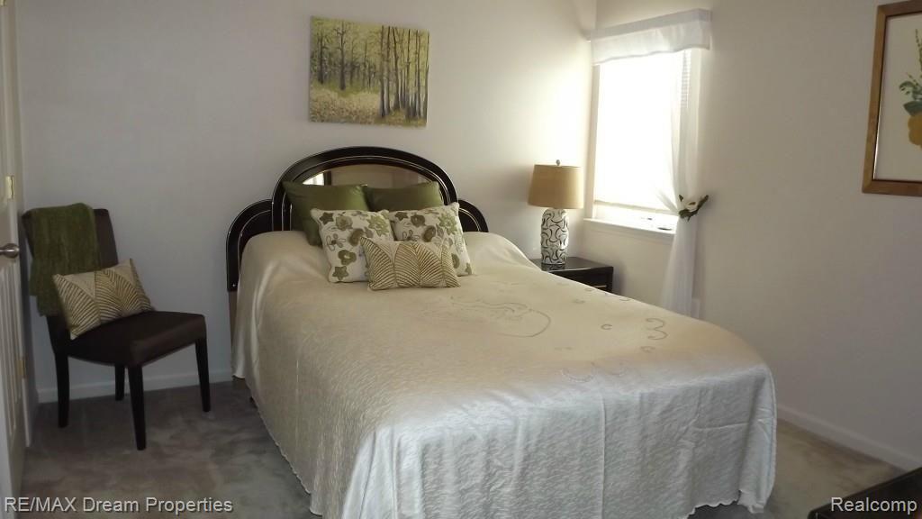49146 Hawksburry Road, Unit 106 Canton, MI 48188 - Photo 32 of 60 33.jpg
