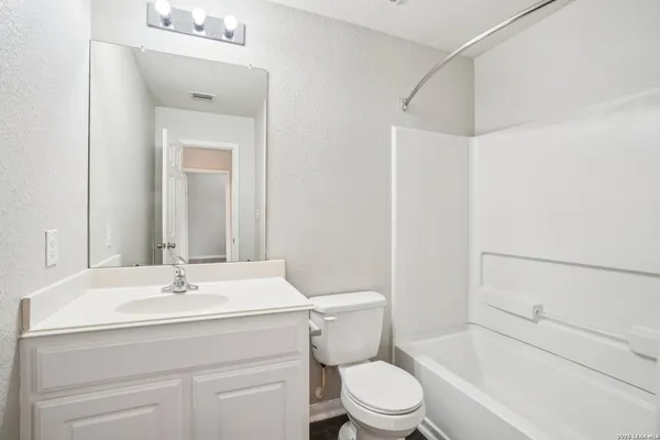 $1,425 | 11454 Country Canyon, San Antonio, TX 78252