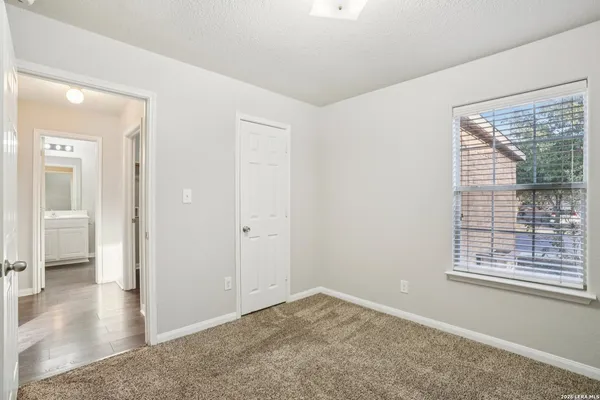 $1,425 | 11454 Country Canyon, San Antonio, TX 78252