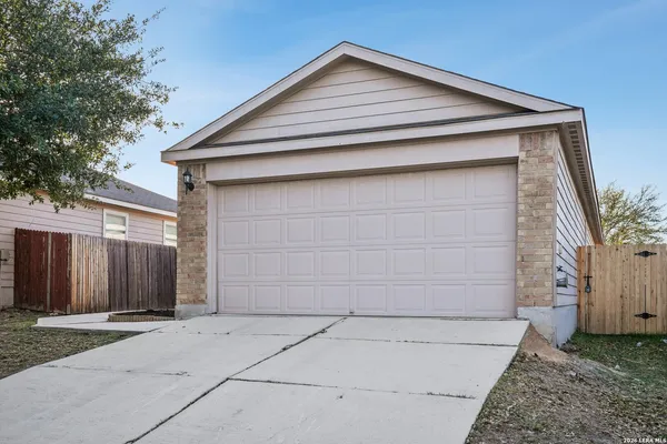 $1,425 | 11454 Country Canyon, San Antonio, TX 78252
