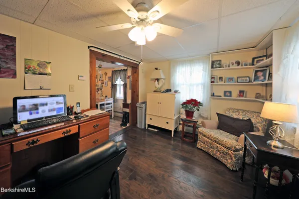 $179,000 | 735 Cape Street, Lee, MA 01238