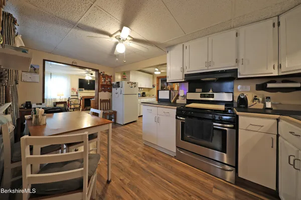 $179,000 | 735 Cape Street, Lee, MA 01238