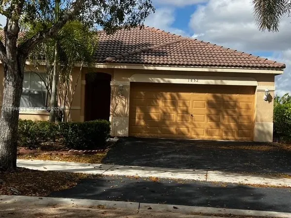 $3,700 | 1852 Andromeda Lane, Weston, FL 33327