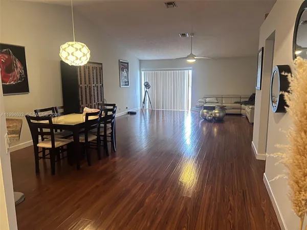 $3,700 | 1852 Andromeda Lane, Weston, FL 33327