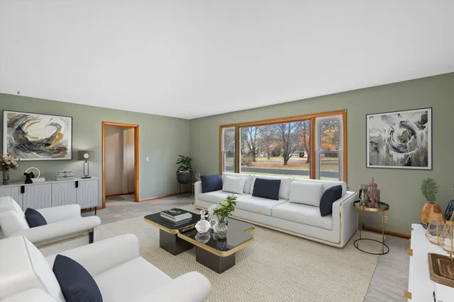 $289,000 | 3410 North Elmwood Drive, Elmwood Park, WI 53405