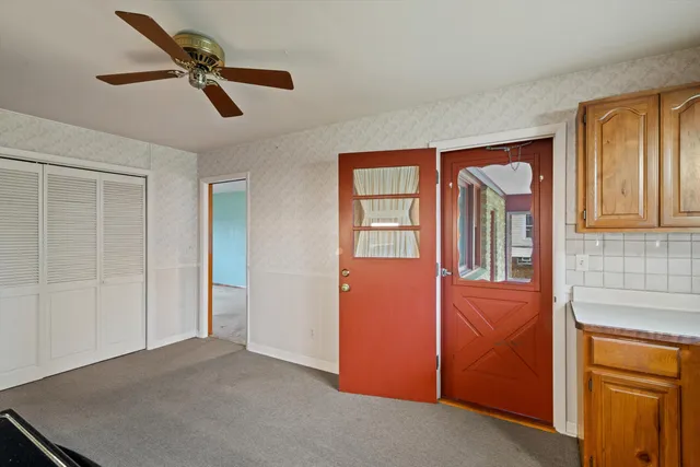 $289,000 | 3410 North Elmwood Drive, Elmwood Park, WI 53405