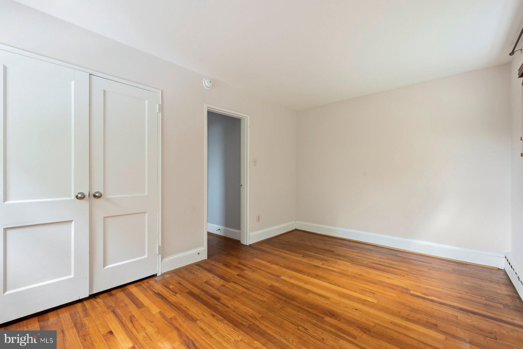 4595 MacArthur Boulevard Northwest, Unit 4 Washington, DC 20007 - Photo 21 of 34