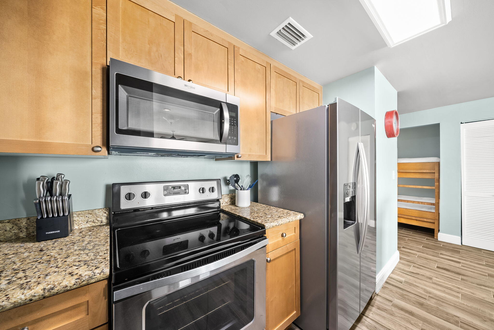 15625 Front Beach Road, Unit 1004 Panama City Beach, FL 32413 - Photo 12 of 42 Kitchen