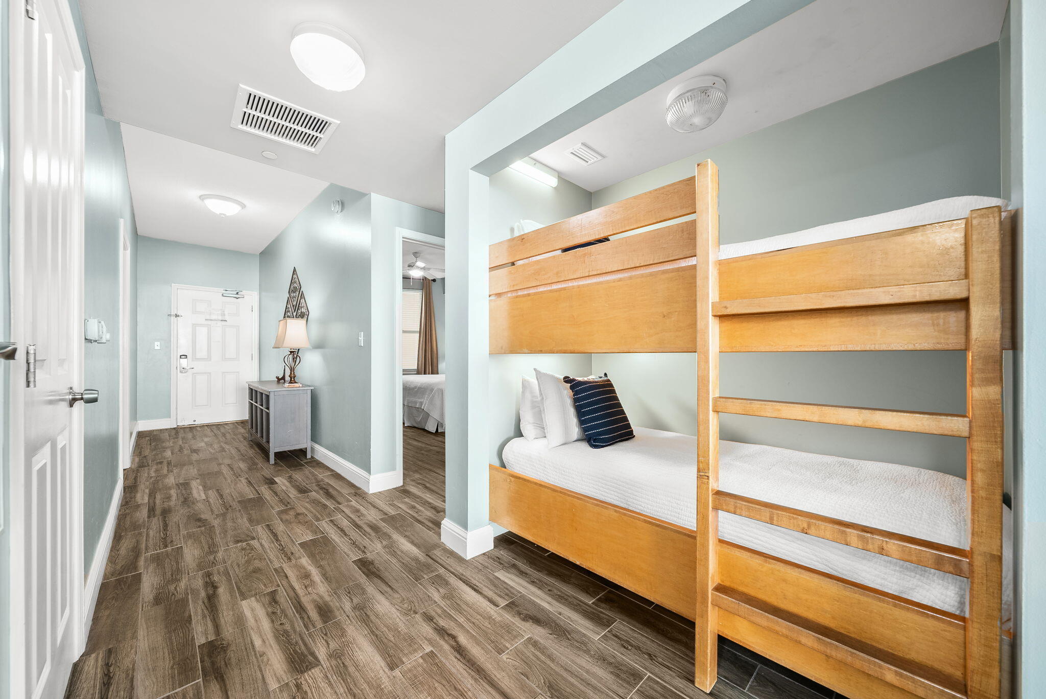 15625 Front Beach Road, Unit 1004 Panama City Beach, FL 32413 - Photo 10 of 42 Bunk Area