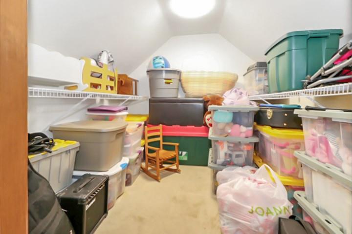 2776 Valleyview Drive Lower Burrell, PA 15068 - Photo 26 of 50 a utility room with dryer and washer