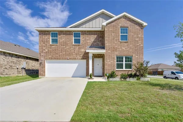 $2,300 | 1660 Hossler Trail, Fort Worth, TX 76052