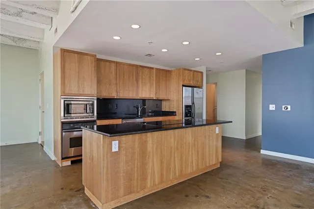 $399,950 | 21 West 10th Street, Unit 11C, Kansas City, MO 64105