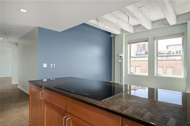 $399,950 | 21 West 10th Street, Unit 11C, Kansas City, MO 64105