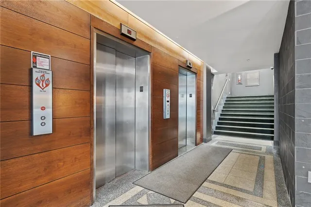 $399,950 | 21 West 10th Street, Unit 11C, Kansas City, MO 64105