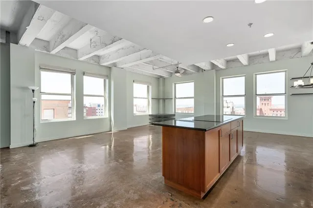 $399,950 | 21 West 10th Street, Unit 11C, Kansas City, MO 64105