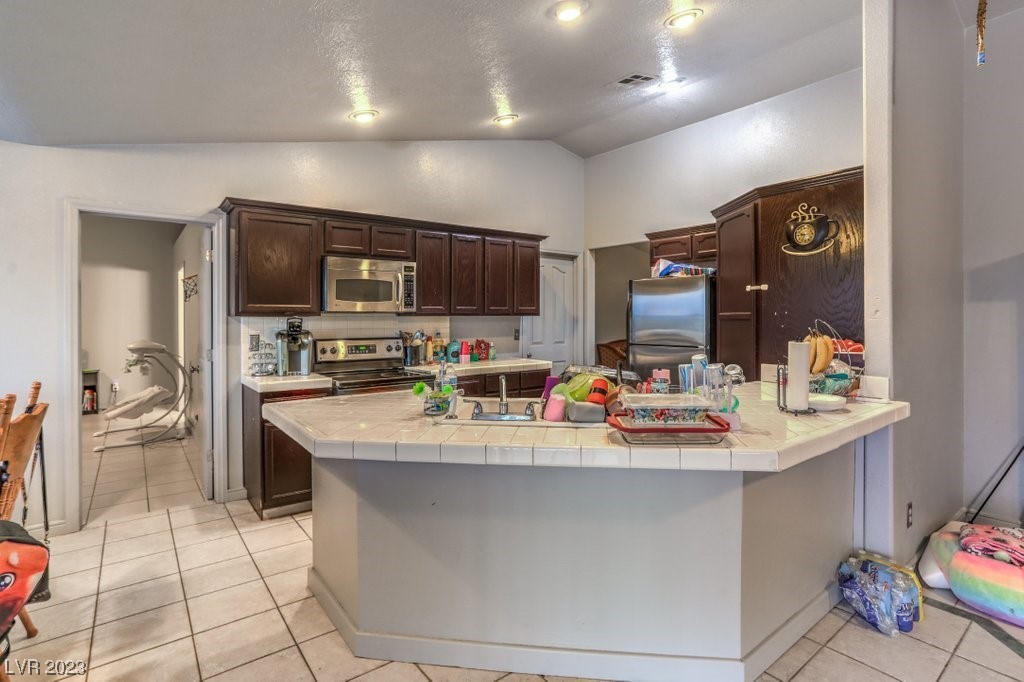 5126 Homestead Road Pahrump, NV 89048 - Photo 16 of 76 Gallery Image 16