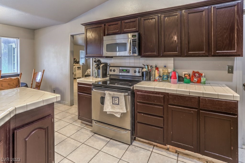 5126 Homestead Road Pahrump, NV 89048 - Photo 19 of 76 Gallery Image 19