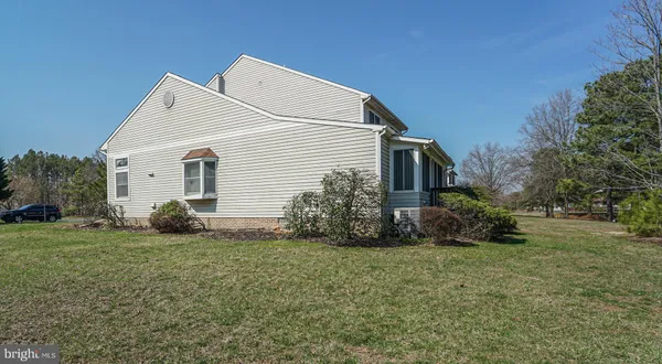 $375,000 | 7009 Bridgepointe Drive, Chester, MD 21619