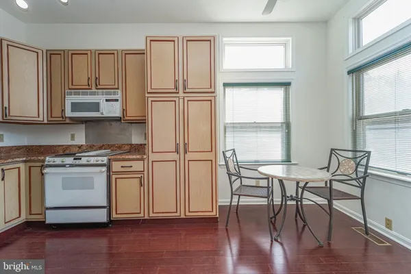 $375,000 | 7009 Bridgepointe Drive, Chester, MD 21619