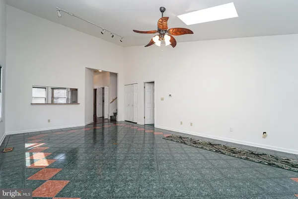 $375,000 | 7009 Bridgepointe Drive, Chester, MD 21619