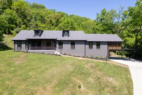 $1,800,000 | 860 Lakemont Drive, Nashville, TN 37220