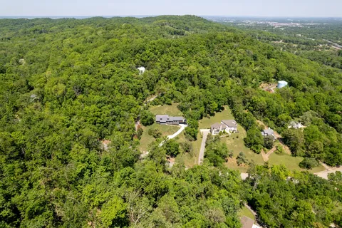 $1,800,000 | 860 Lakemont Drive, Nashville, TN 37220