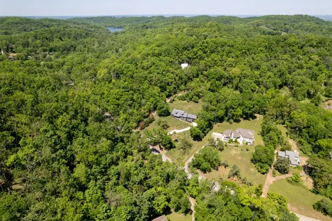$1,800,000 | 860 Lakemont Drive, Nashville, TN 37220