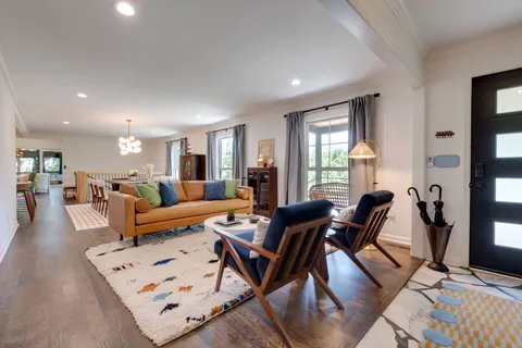 $1,800,000 | 860 Lakemont Drive, Nashville, TN 37220