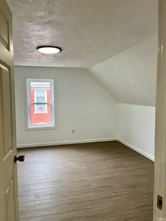 $260,000 | 915 Clay Street, Huntingburg, IN 47542