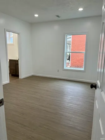 $260,000 | 915 Clay Street, Huntingburg, IN 47542