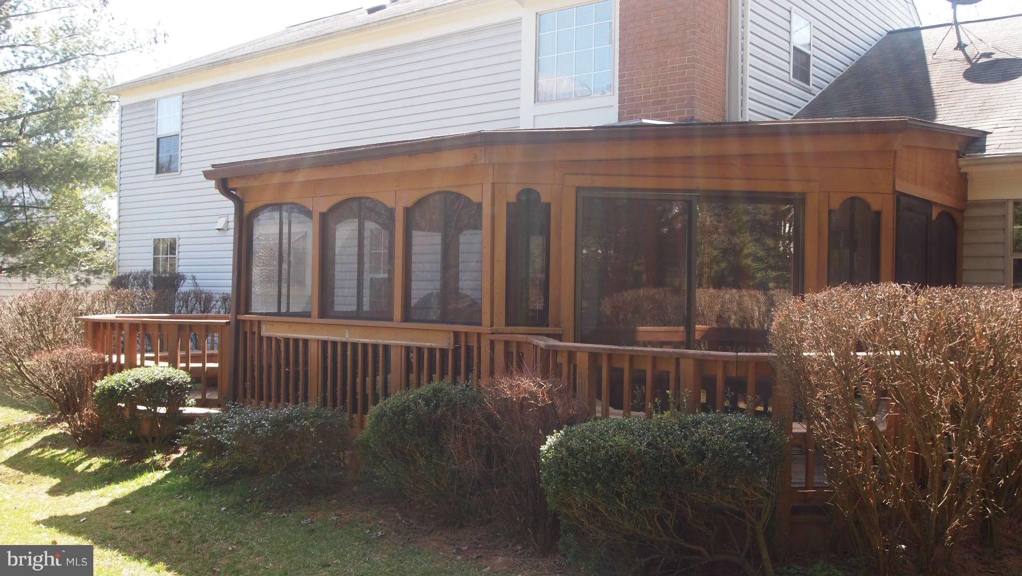 104 Minor Road Sterling, VA 20165 - Photo 26 of 30 Exterior (Rear)