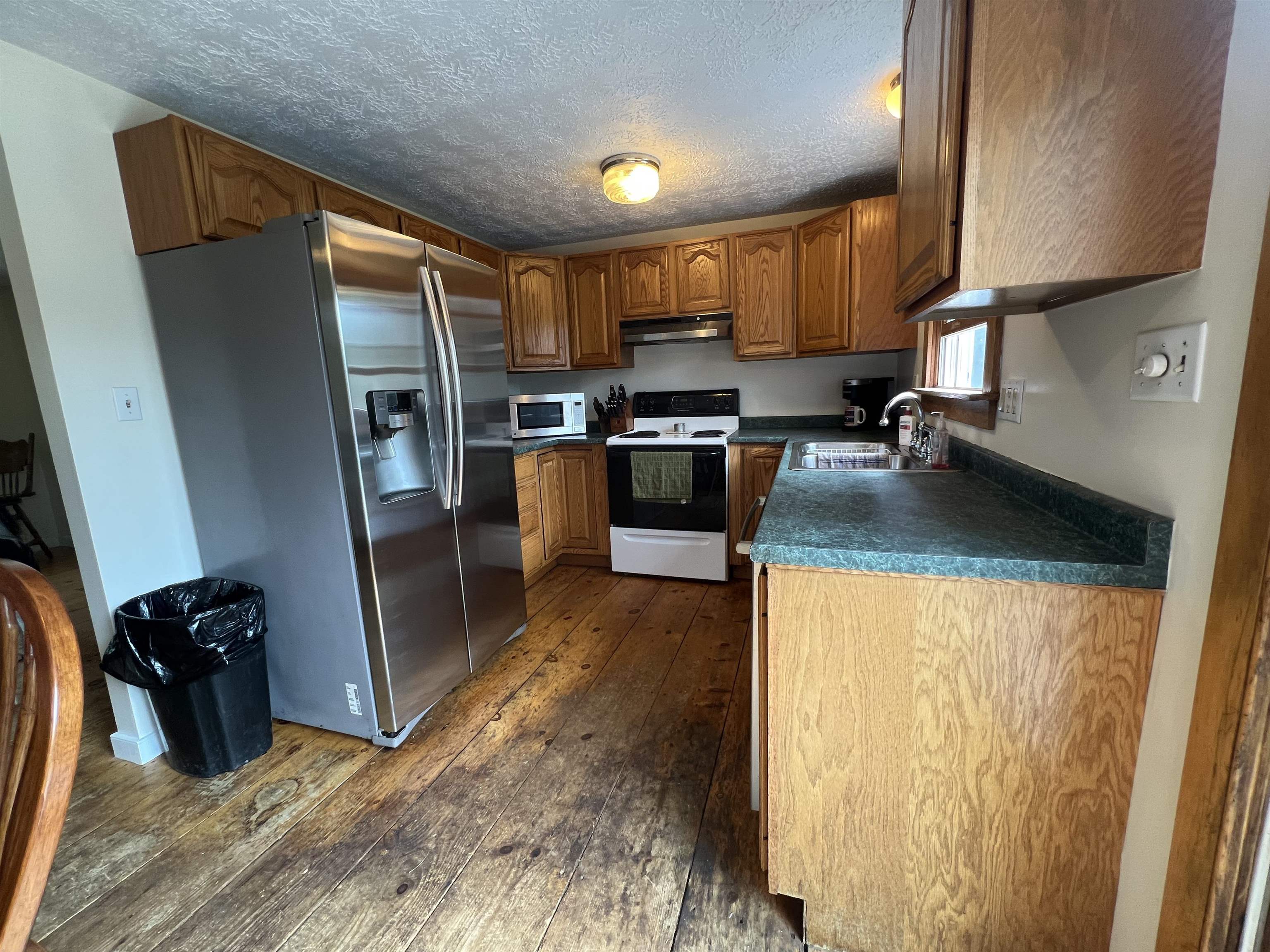 497 Bacon Road Henniker, NH 03242 - Photo 4 of 32