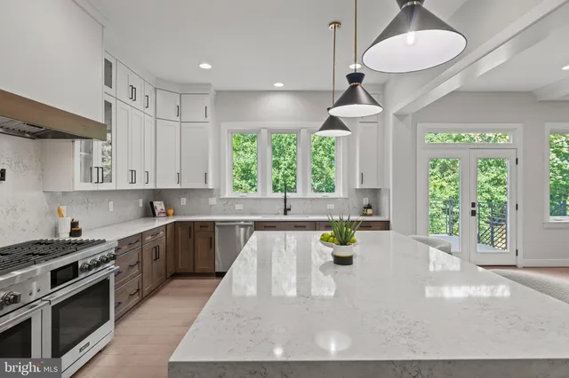 $2,765,000 | 6511 Ivy Hill Drive, McLean, VA 22101