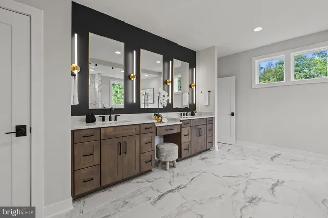 $2,765,000 | 6511 Ivy Hill Drive, McLean, VA 22101