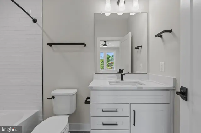 $2,765,000 | 6511 Ivy Hill Drive, McLean, VA 22101