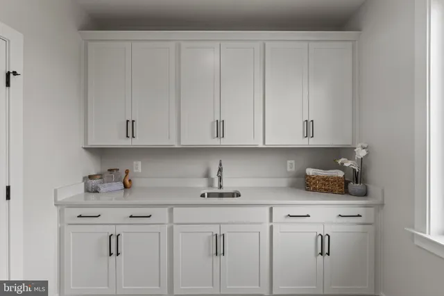 $2,765,000 | 6511 Ivy Hill Drive, McLean, VA 22101