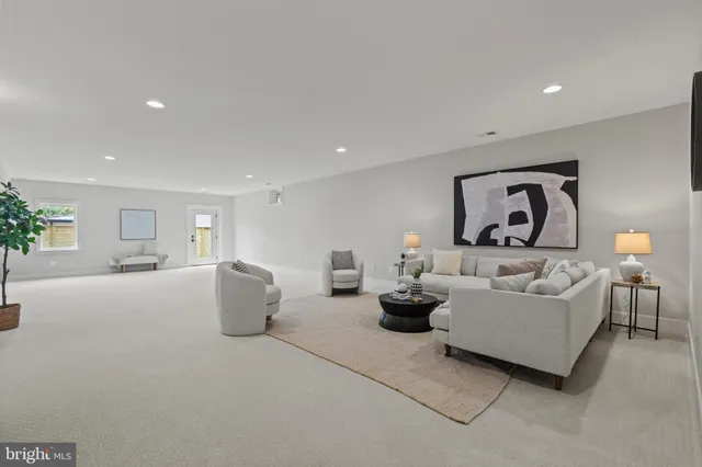 $2,765,000 | 6511 Ivy Hill Drive, McLean, VA 22101