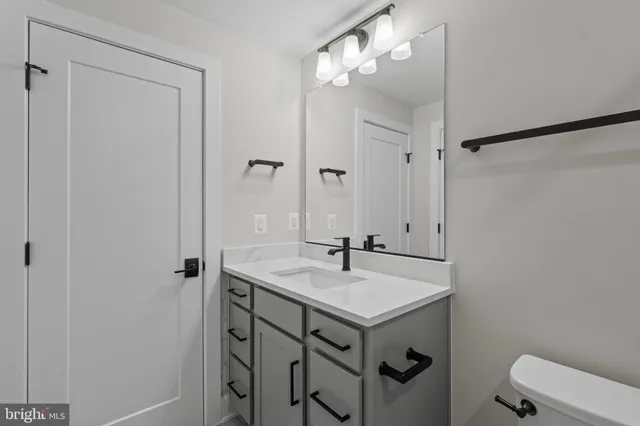 $2,765,000 | 6511 Ivy Hill Drive, McLean, VA 22101