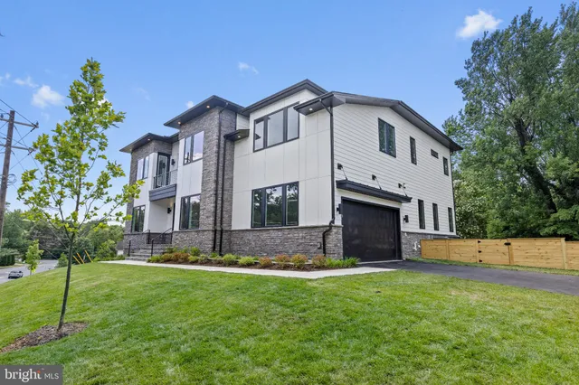 $2,765,000 | 6511 Ivy Hill Drive, McLean, VA 22101