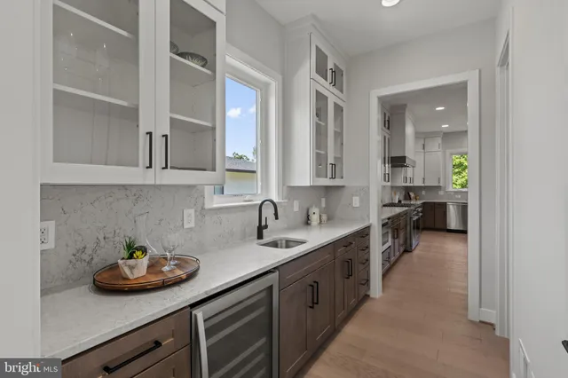 $2,765,000 | 6511 Ivy Hill Drive, McLean, VA 22101