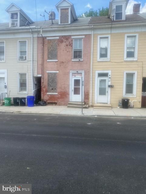 439 Walnut Street York, PA 17403 - Photo 1 of 7