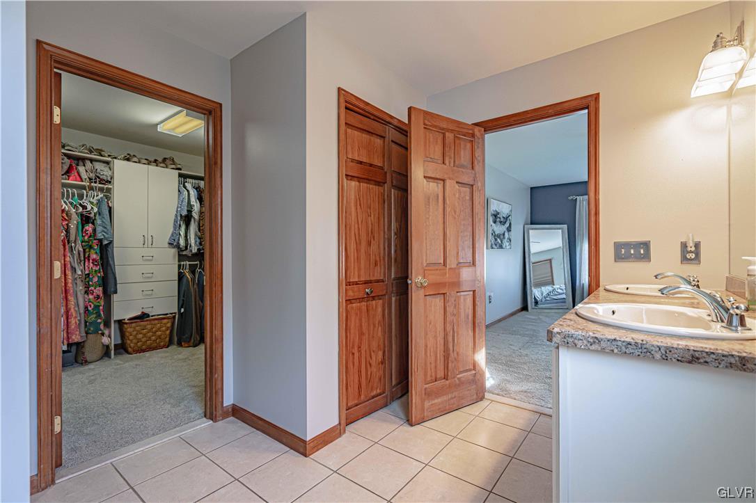 4174 Ross Road Bethlehem, PA 18020 - Photo 24 of 45 Gallery Image 24