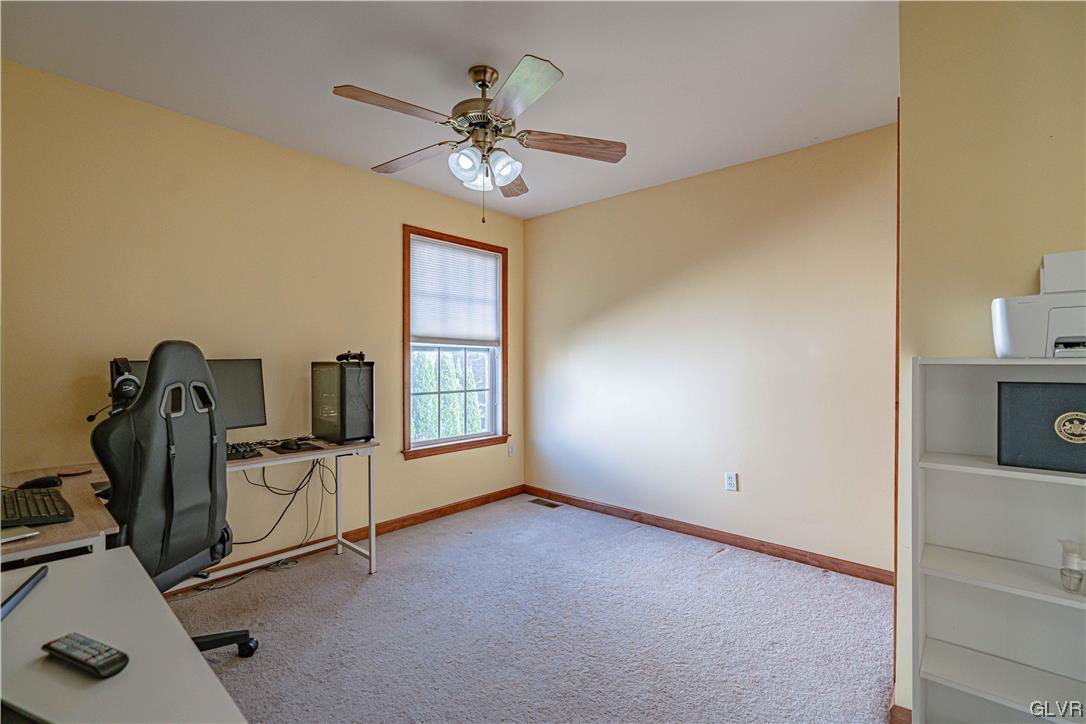 4174 Ross Road Bethlehem, PA 18020 - Photo 32 of 45 Gallery Image 32