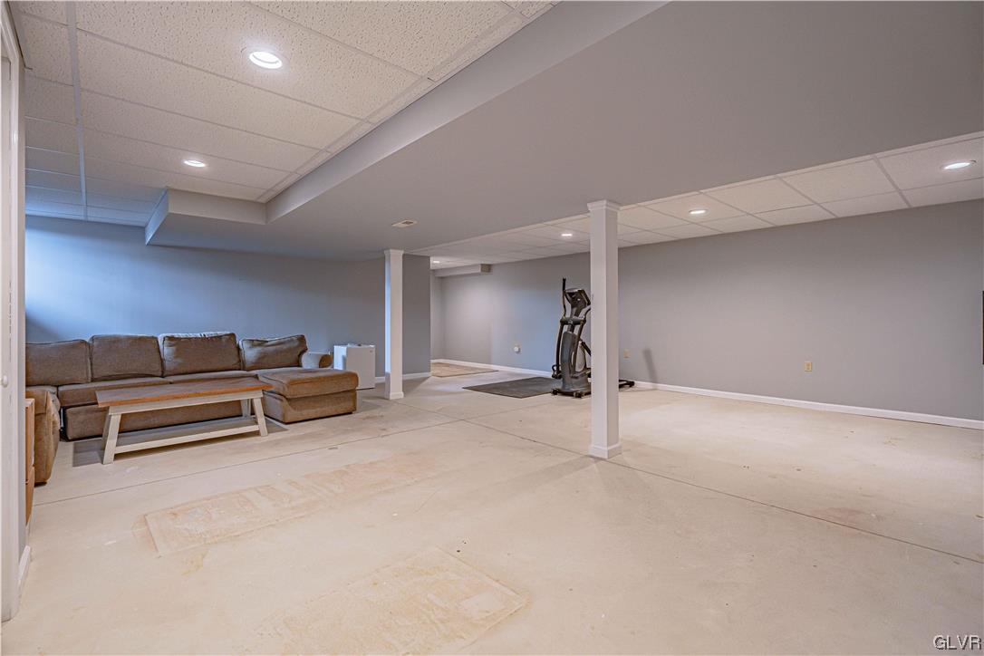 4174 Ross Road Bethlehem, PA 18020 - Photo 34 of 45 Gallery Image 34