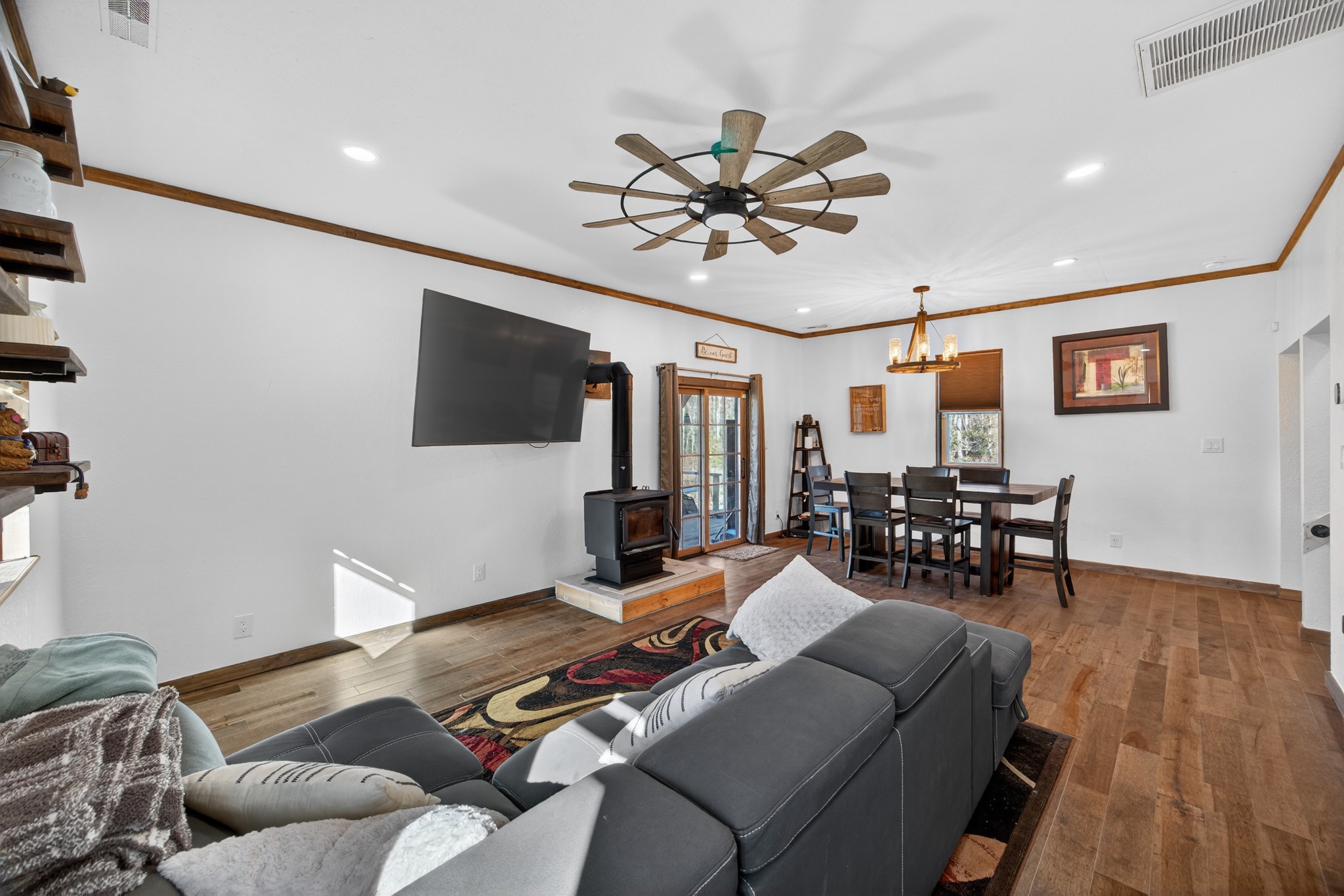 795 Pine Road Pikeville, TN 37367 - Photo 12 of 58