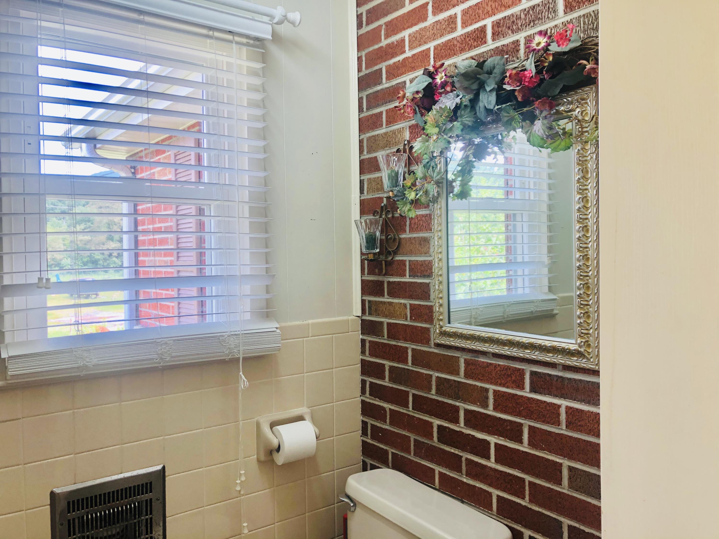 126 Mill Pond Road Elizabethton, TN 37643 - Photo 22 of 39 C7C2EE78-B076-4ACF-98E9-D7043BDD7CAB