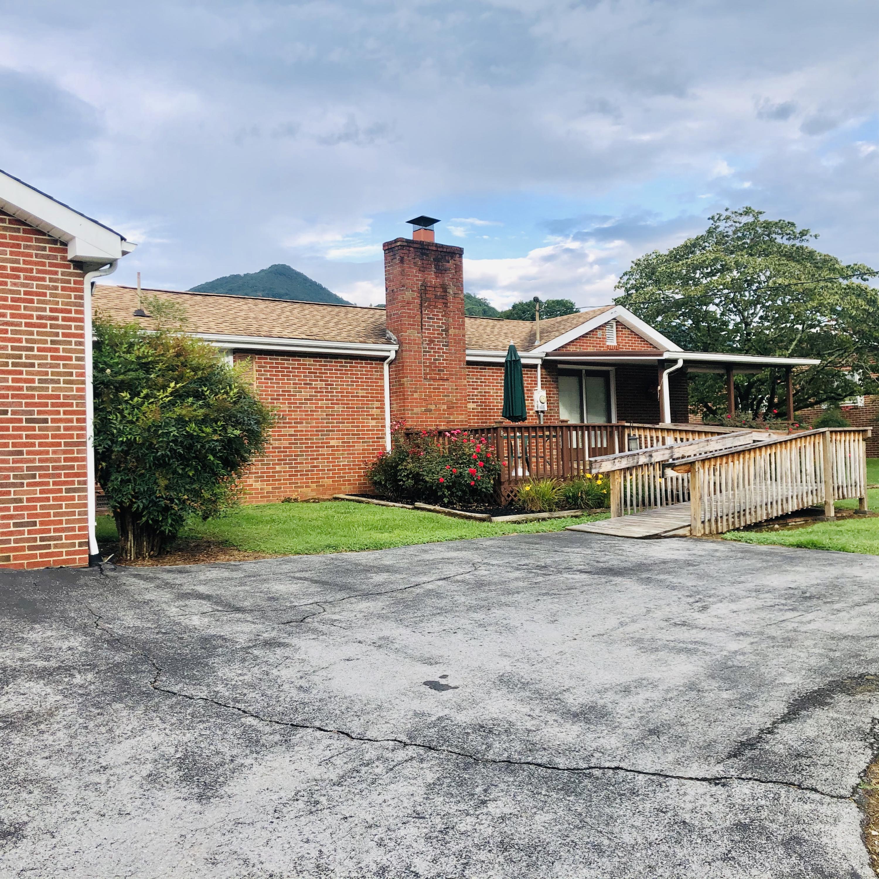 126 Mill Pond Road Elizabethton, TN 37643 - Photo 28 of 39 F23ED372-FEE3-46A3-B415-64BBD4DBF846