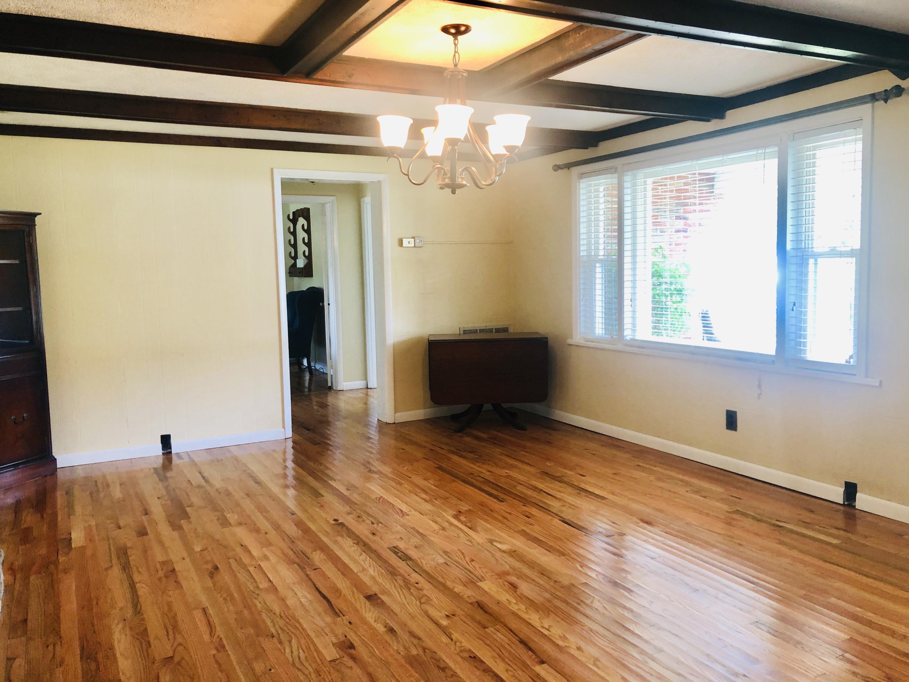 126 Mill Pond Road Elizabethton, TN 37643 - Photo 5 of 39 7A30A8EA-0B7B-4F54-A8C2-A73AF4487E82