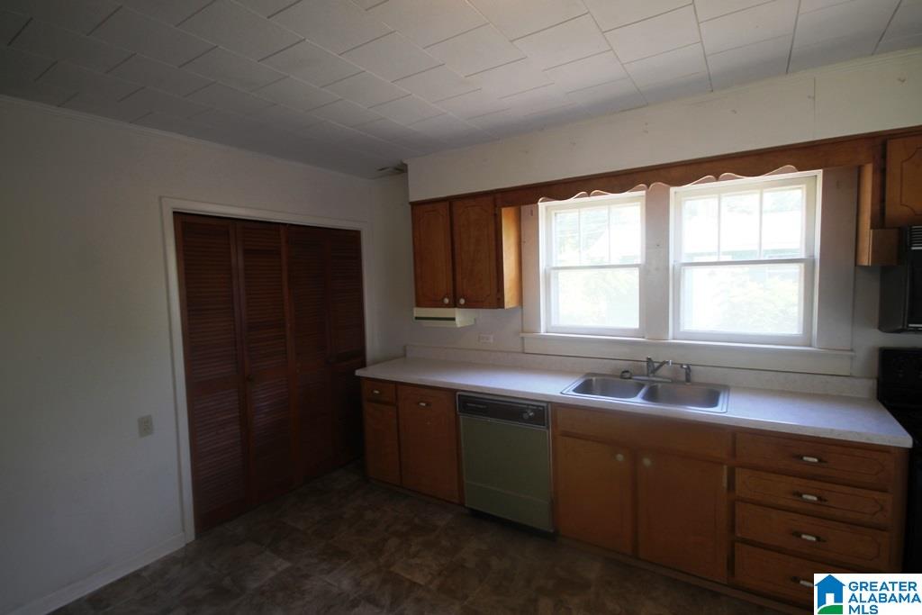 3 A Street Southwest Jacksonville, AL 36265 - Photo 5 of 41