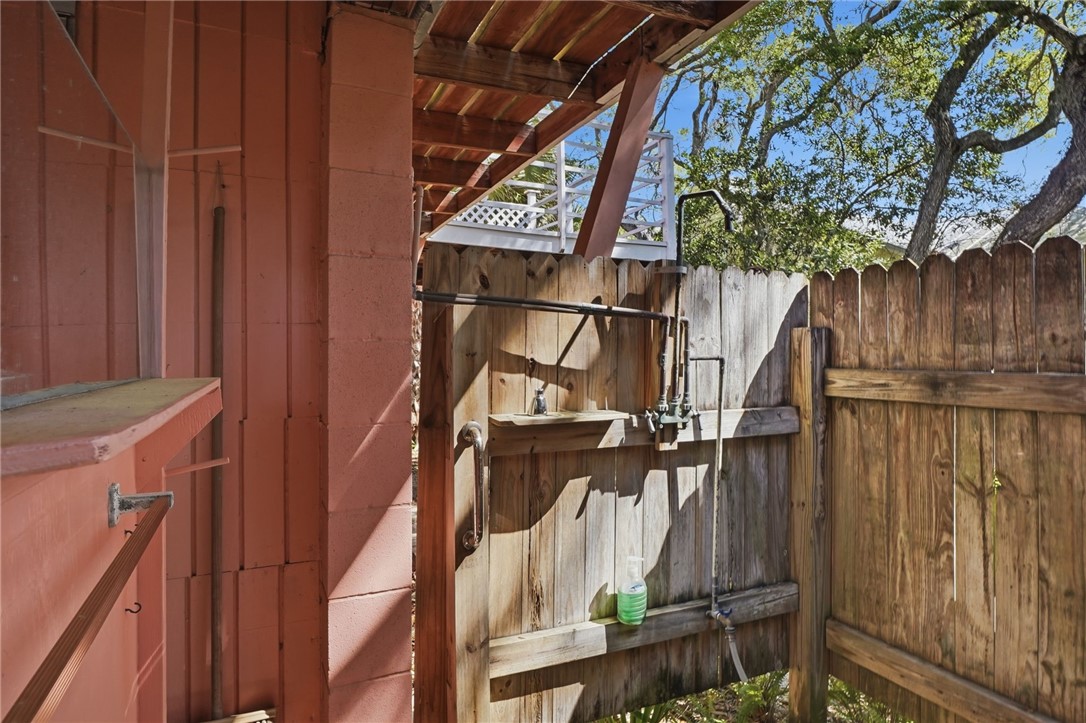 1951 West Shell Lane Vero Beach, FL 32963 - Photo 28 of 35 a view of an outdoor space